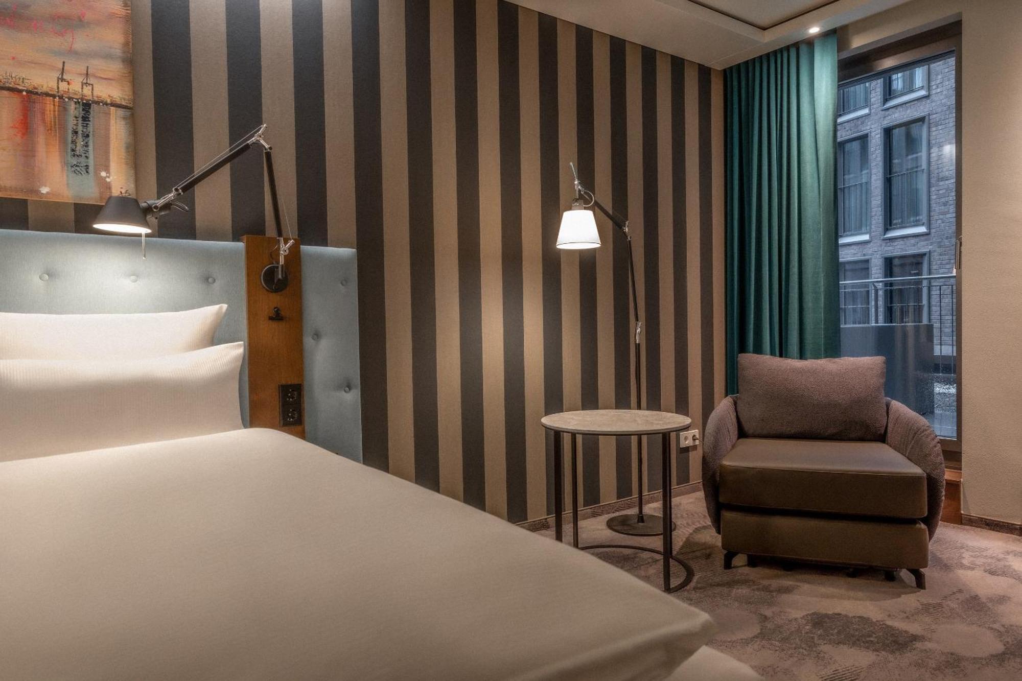The Cloud One Hamburg-Kontorhaus Hotell Eksteriør bilde