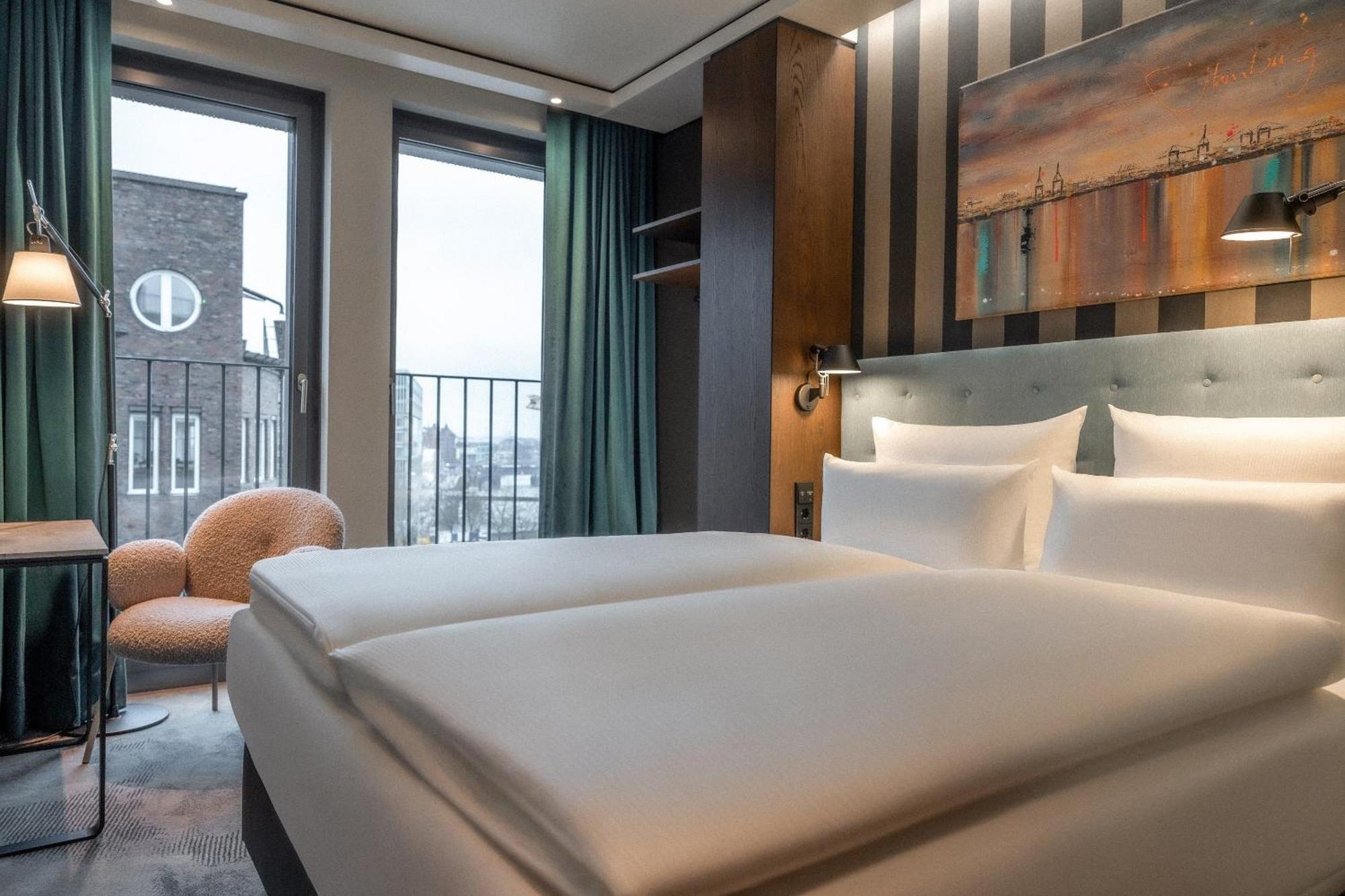 The Cloud One Hamburg-Kontorhaus Hotell Eksteriør bilde
